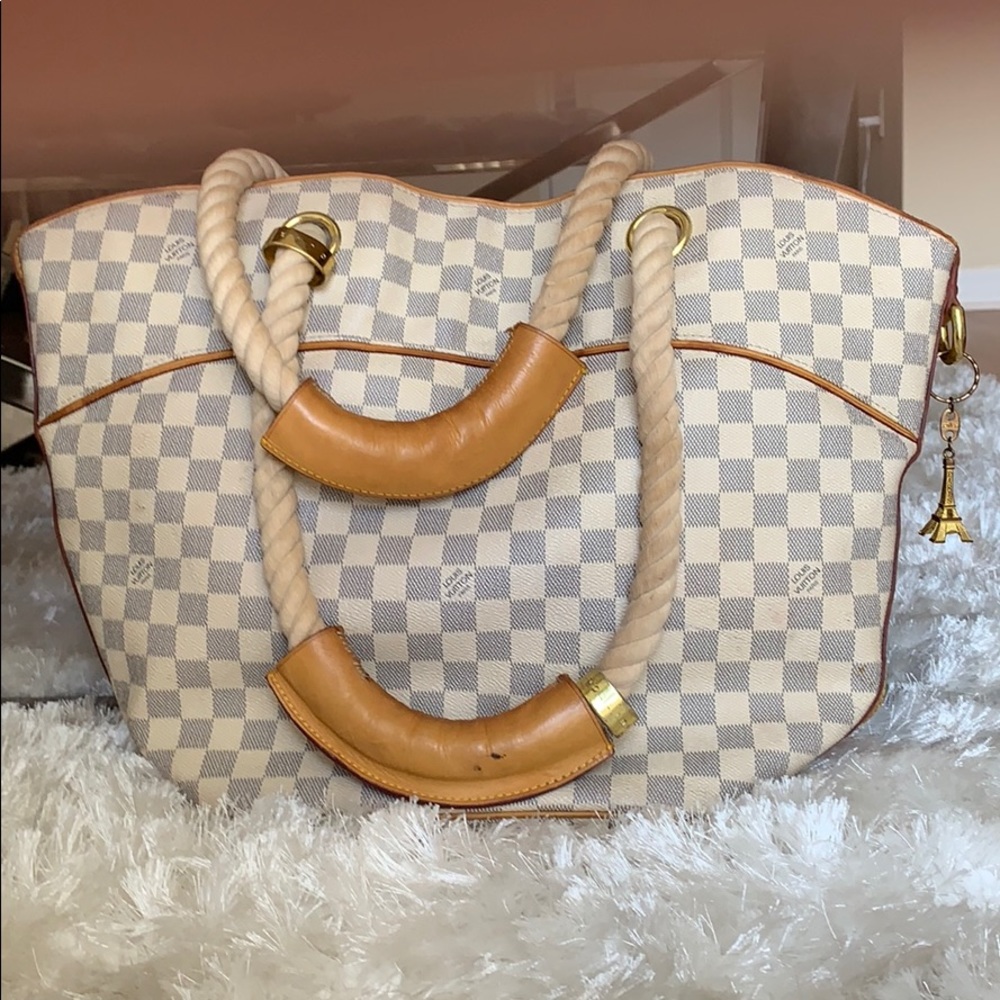 RARE Louis Vuitton Tote Offers/Trades* - Picture 4 of 7